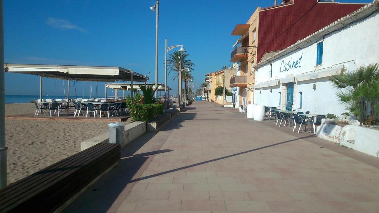 Coma-Ruga Beach Apartment Таррагона Экстерьер фото